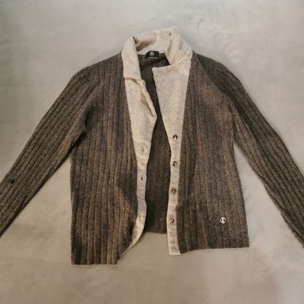 Women's button up